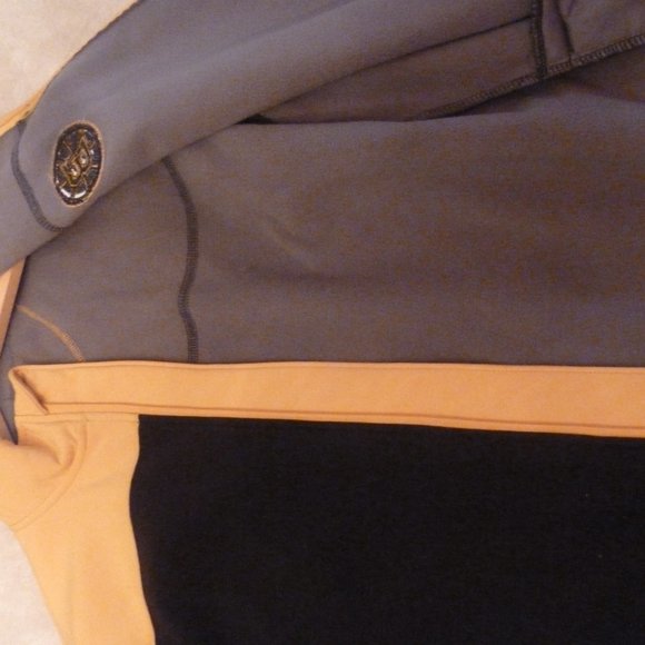 NEW OFFICIAL UNISEX BLACK AND GOLD BRUINS JACKET-LARGE-42/44 - Picture 3 of 5